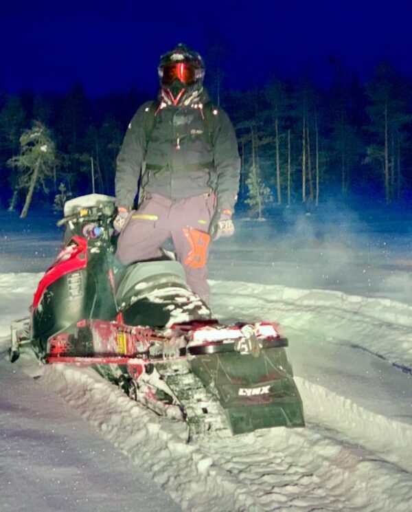 Schneemobil Reise Lappland Perfect Tours (27)