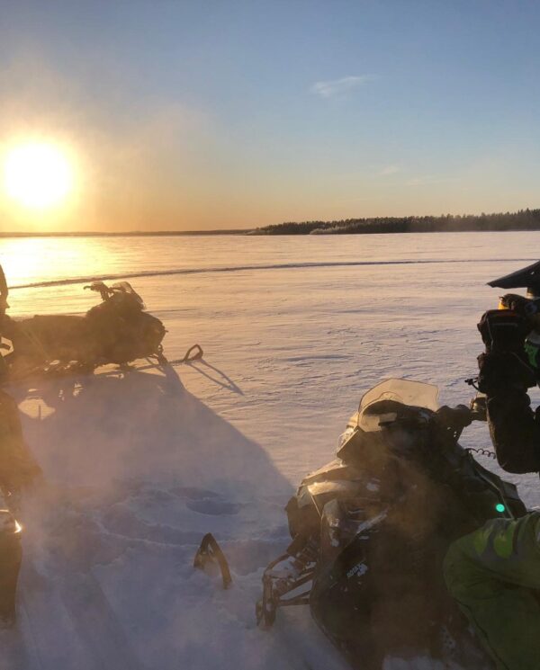 Schneemobil Reise Lappland Perfect Tours (51)