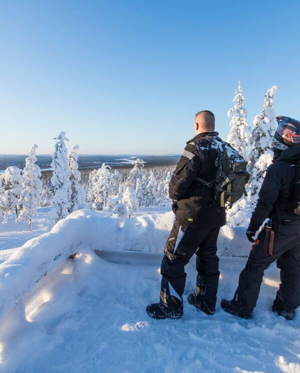 Schneemobil Reise Lappland PerfectTours (2)