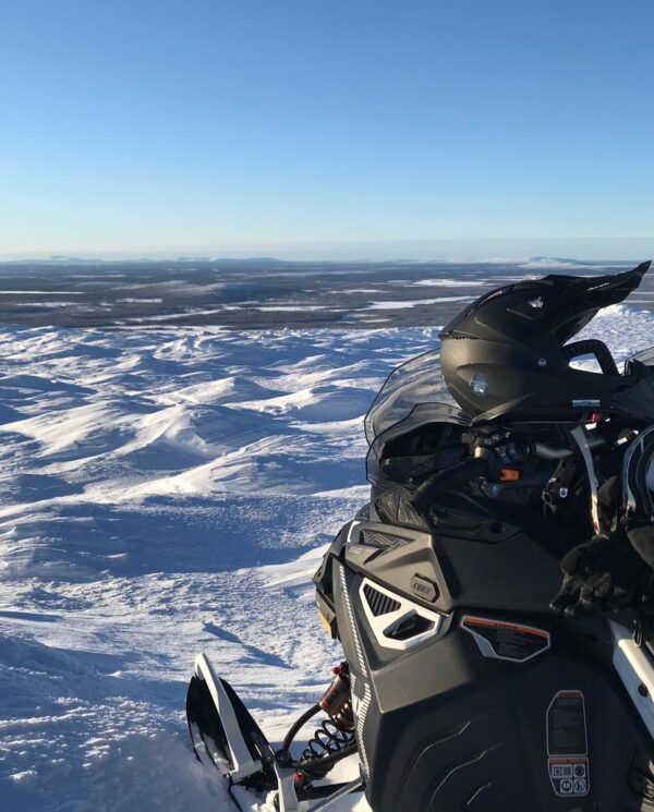 Schneemobil Reise Perfect Tours Finnland