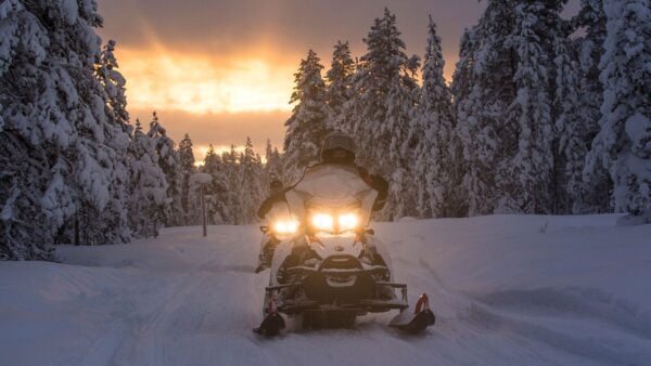 Schneemobil Adventure Perfect Tours Schneemobil Adventure Reisen Finnland (7)