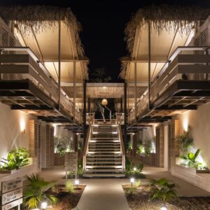 Perfect Tours Surfcamp The Gilded Iguana Surf Hotel (3)