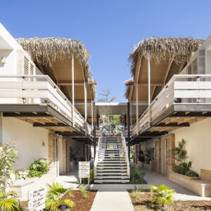 Perfect Tours Surfcamp The Gilded Iguana Surf Hotel (1)