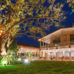 Perfect Tours Surfcamp The Gilded Iguana Surf Hotel (8)
